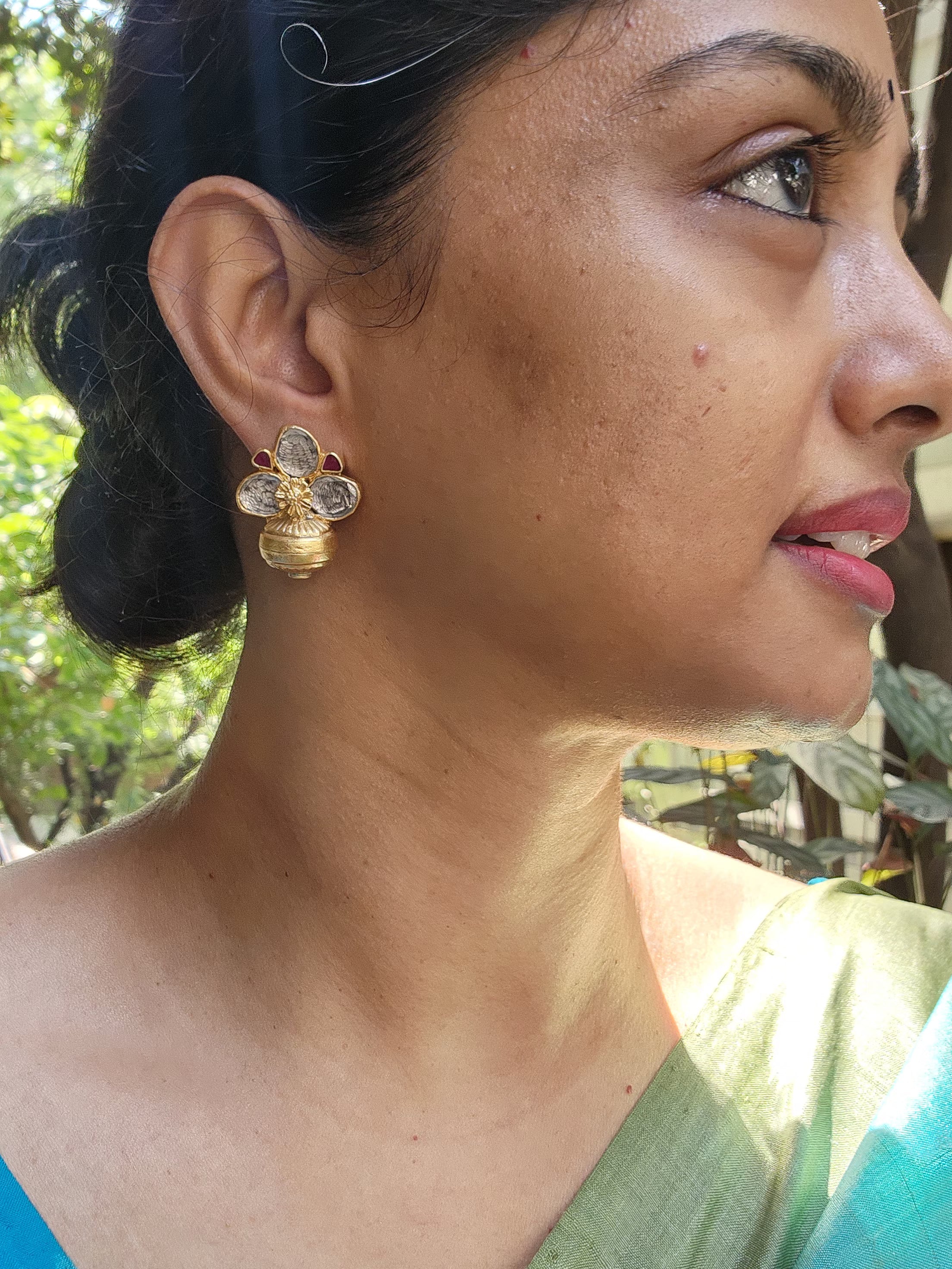 Gold polish kundan studs-Earrings-CI-House of Taamara