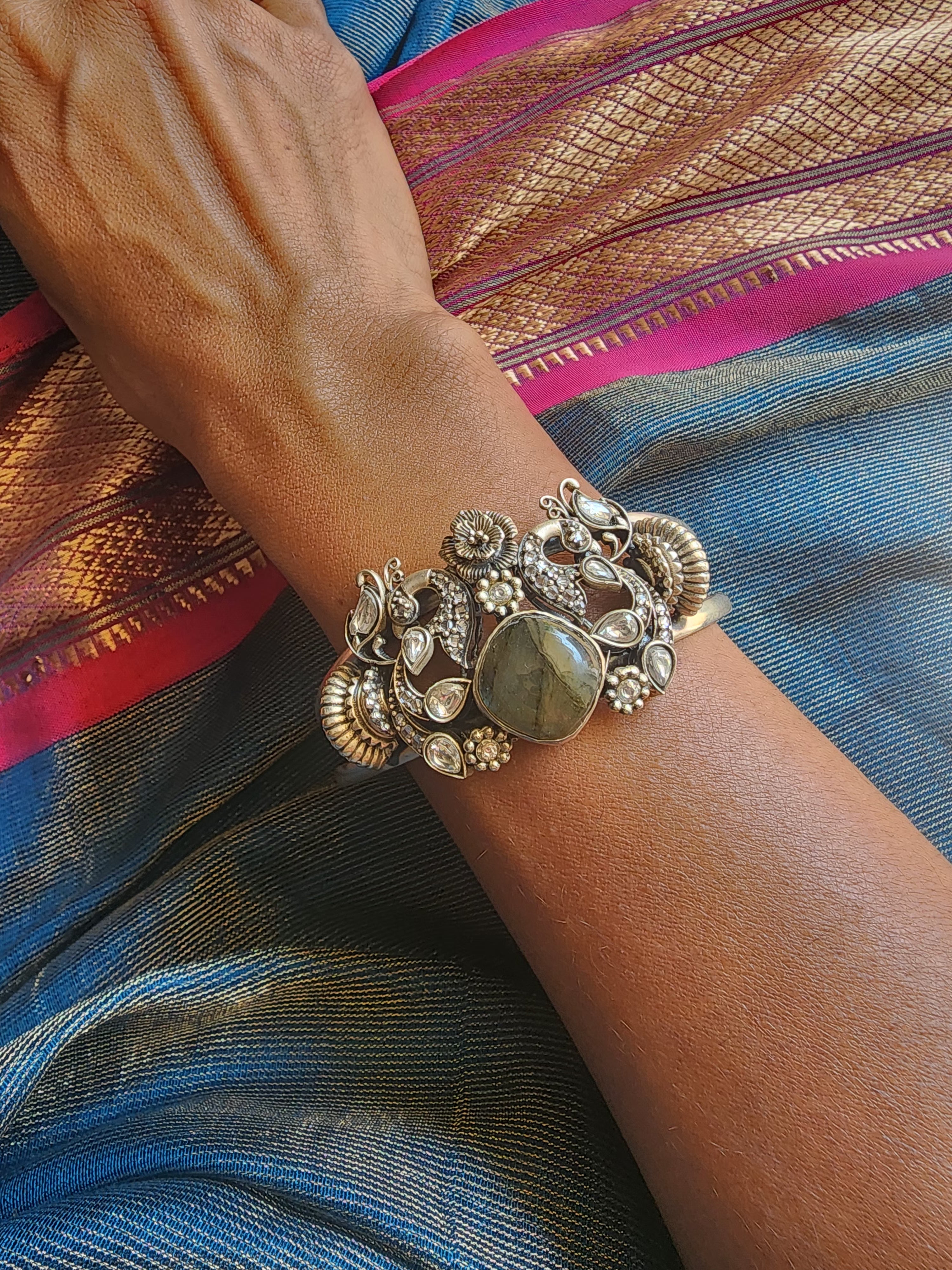 Grey onyx with kundan silver cuff bracelet-Silver Bracelet-PL-House of Taamara