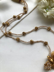 Antique Comb style pendant with pearls chain