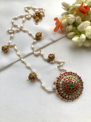 Round vintage style pendant with gundu beads & pearls chain-Silver Neckpiece-PL-House of Taamara