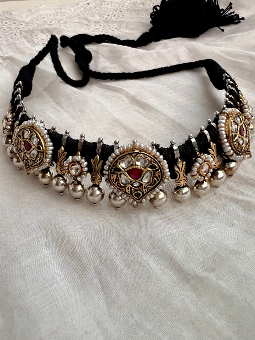 Dual tone black threaded necklace with kundan motifs-Silver Neckpiece-CI-House of Taamara