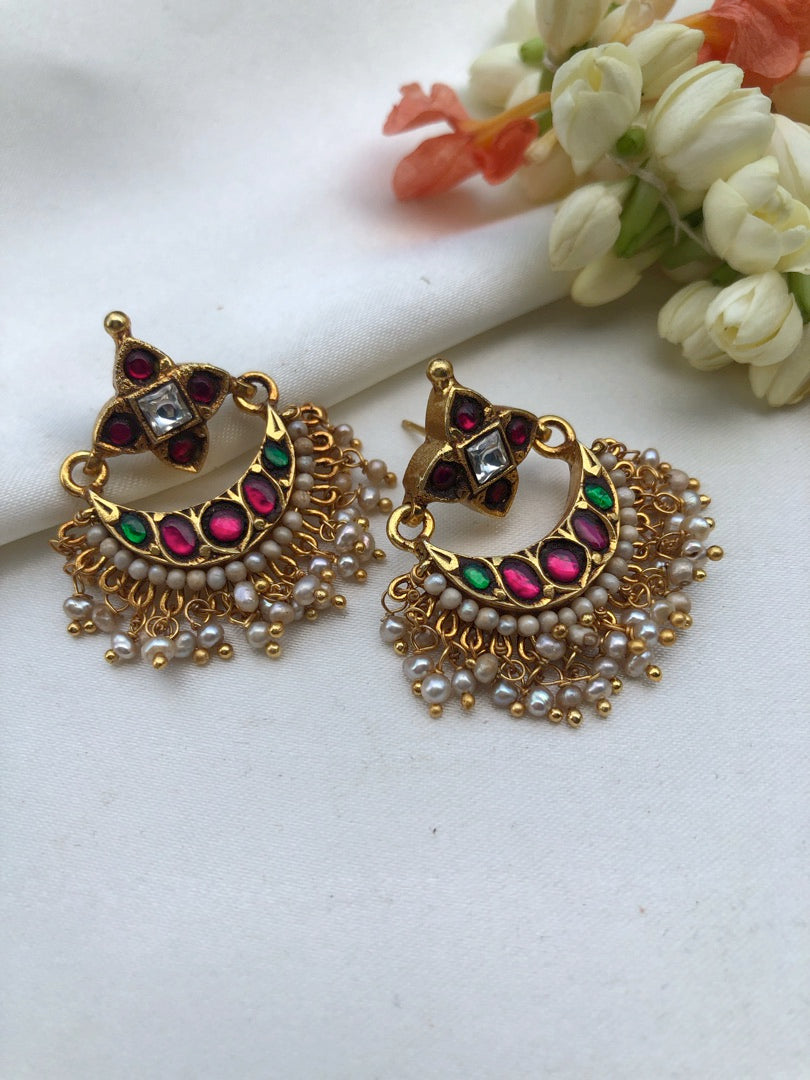 Chand earrings with ruby and green