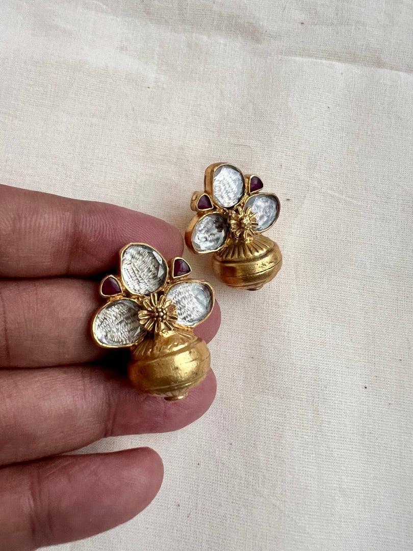 Gold polish kundan studs-Earrings-CI-House of Taamara