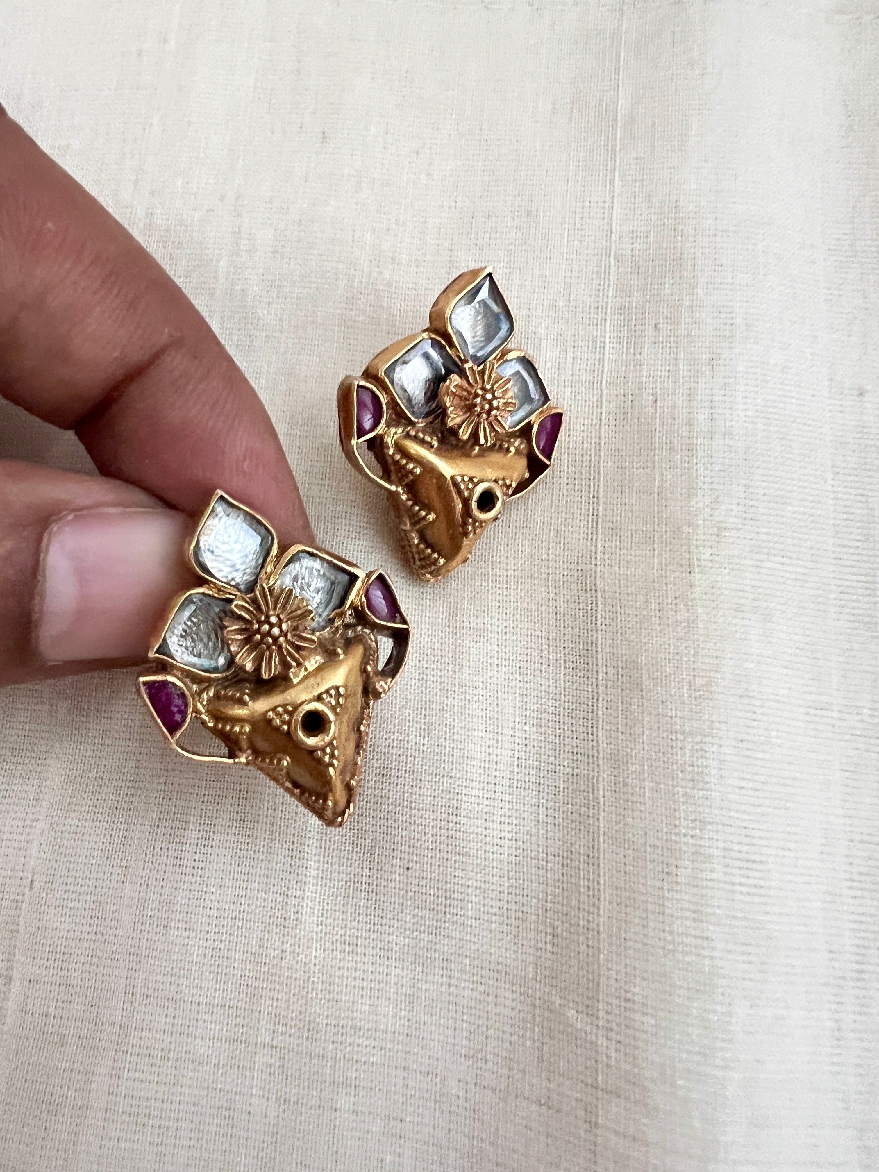 Gold polish kundan studs-Earrings-CI-House of Taamara