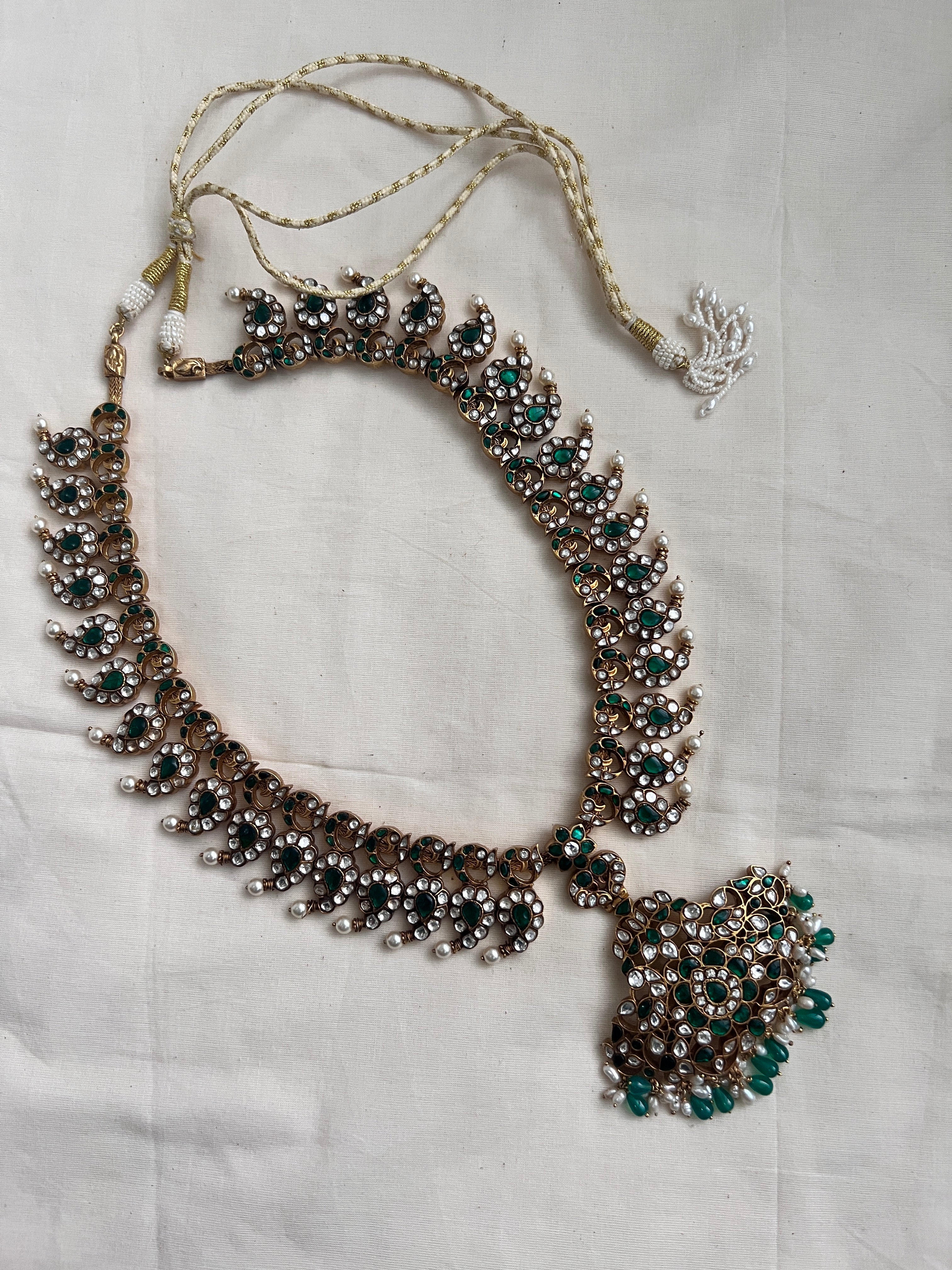 Gold polish statement kundan & emerald paisley necklace with pearls & green onyx beads-Silver Neckpiece-CI-House of Taamara