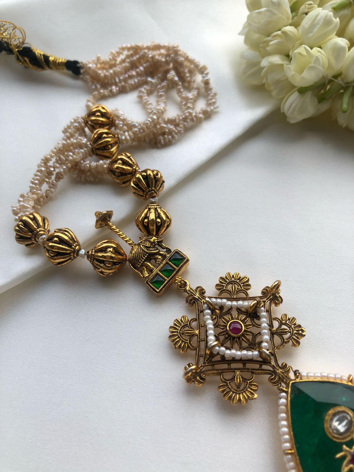 Green emerald takti with inlay kundan and antique style beads-Silver Neckpiece-PL-House of Taamara