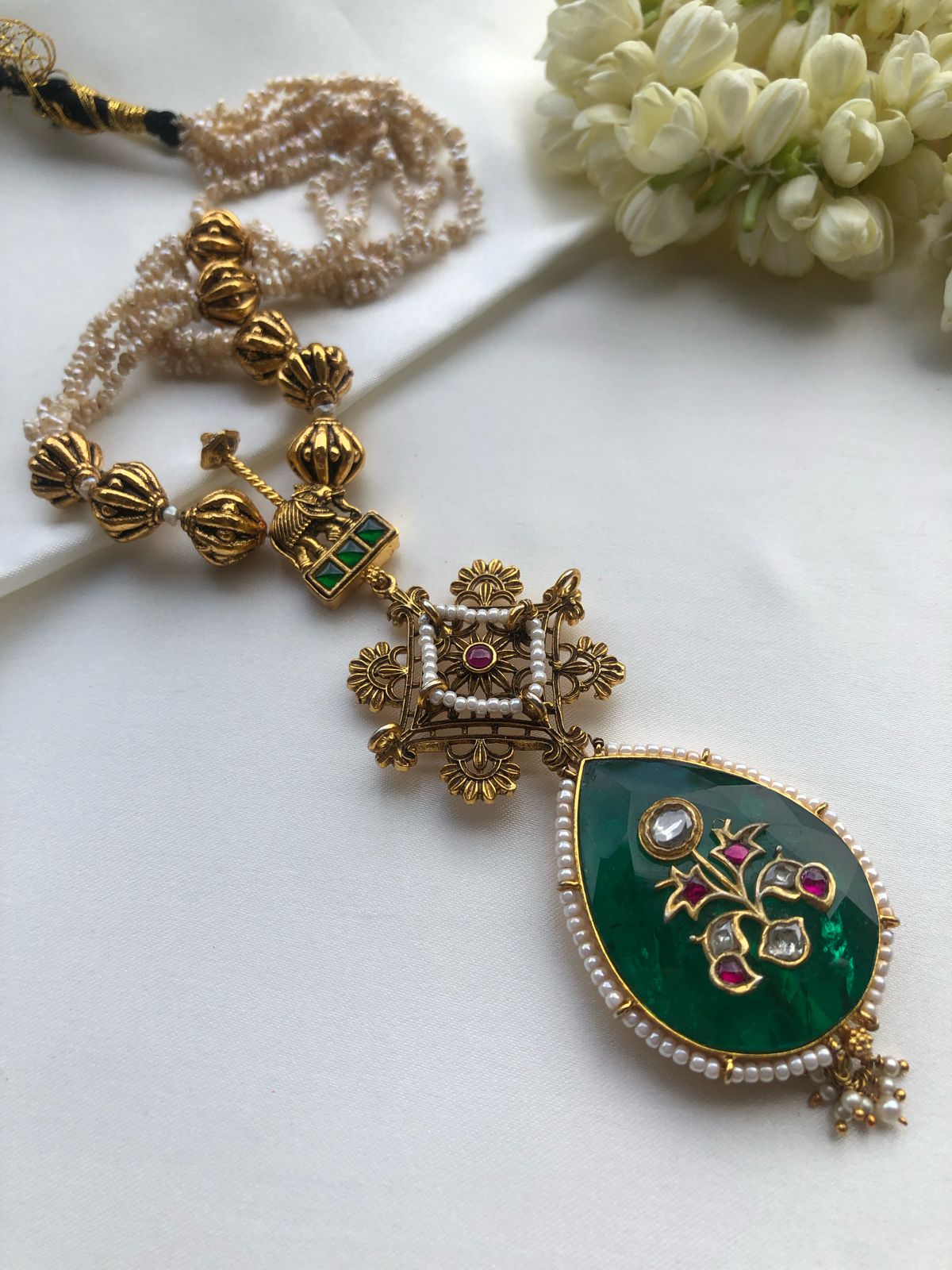 Green emerald takti with inlay kundan and antique style beads-Silver Neckpiece-PL-House of Taamara