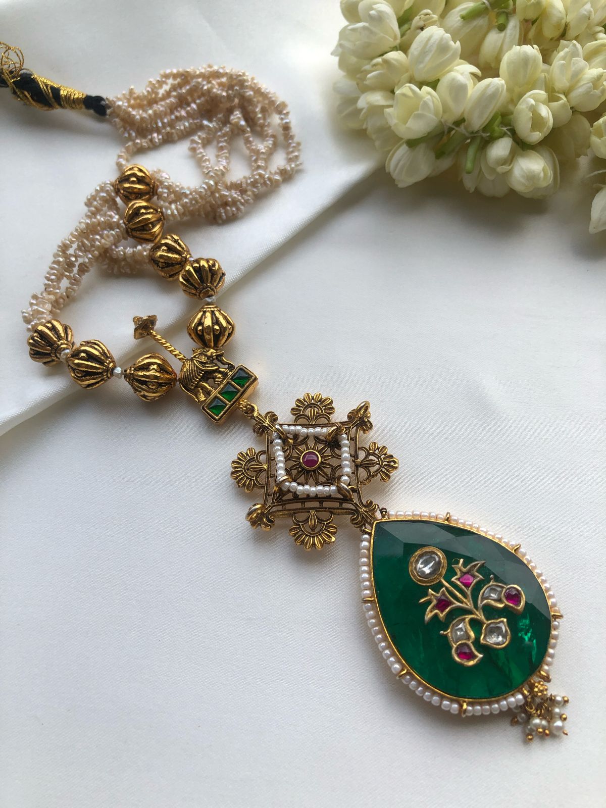 Green emerald takti with inlay kundan and antique style beads-Silver Neckpiece-PL-House of Taamara
