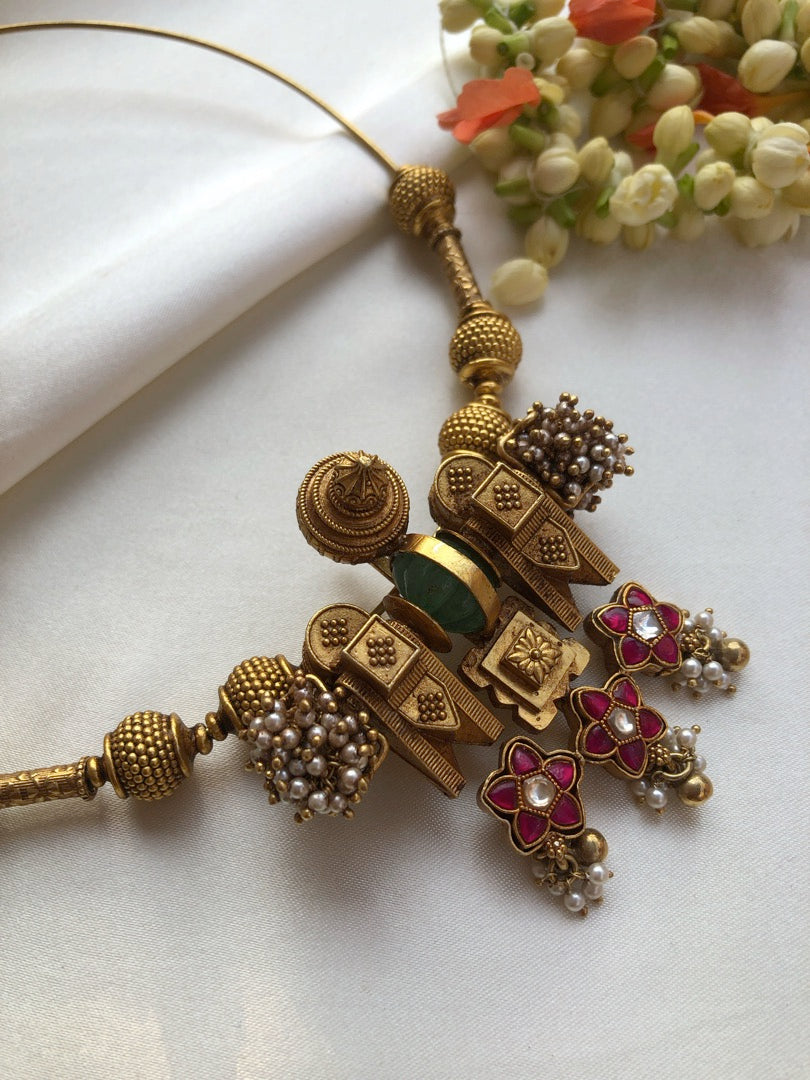 Hasli with vintage style pendant with antique beads & kundan flowers-Silver Neckpiece-PL-House of Taamara