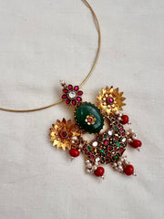 Antique gold polish pendant with hasli