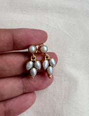 Gold polish pearl hangings