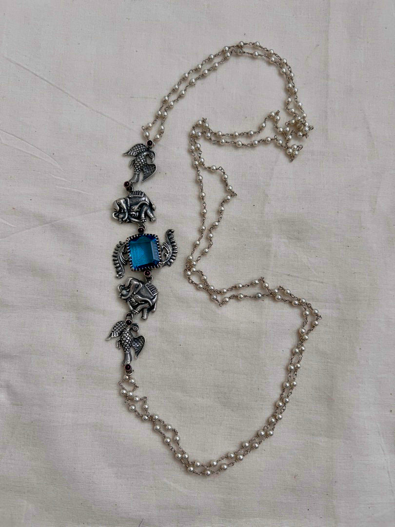Blue stone with nakash & pearl side mope long chain