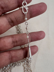Multi layer pearls bunch chain