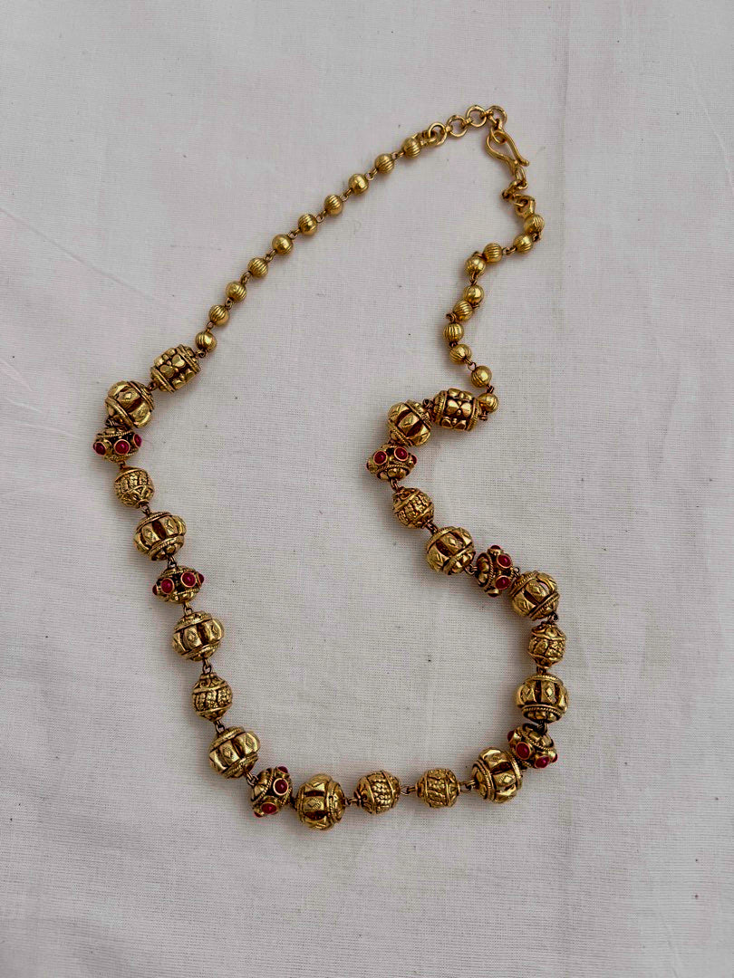 Gold polish ruby stone with nakash work beads chain