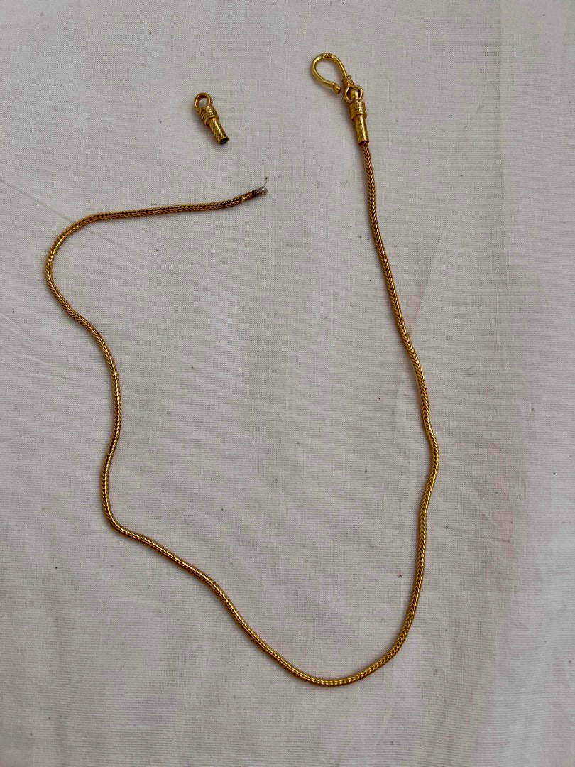 Gold polish navrathana pendant with chain