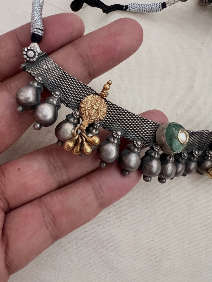 Dual tone necklace with kundan, coral and nakash motif