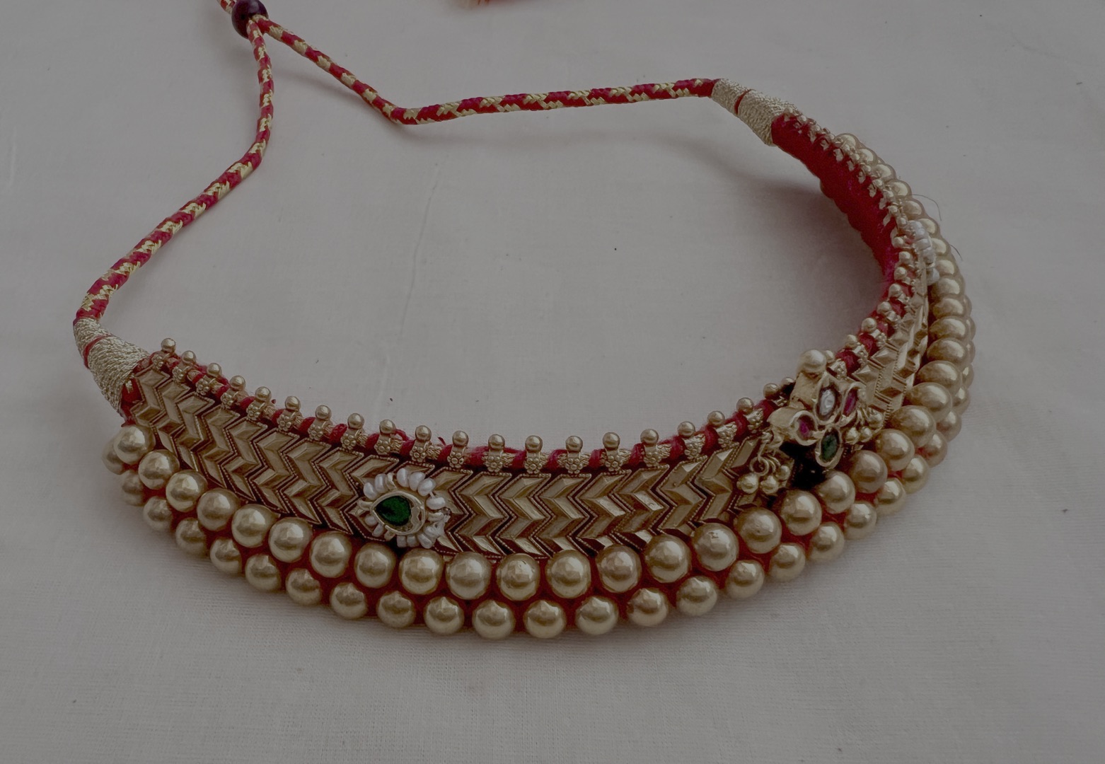 Antique gold polish thussi necklace with jadau motifs