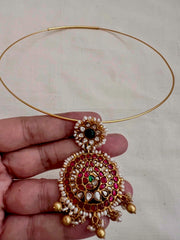 Kundan, ruby & emerald pendant with pearls and gold polish beads with hasli