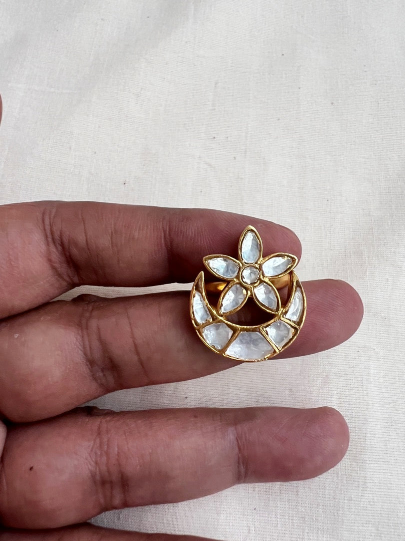 Gold polish kundan adjustable ring