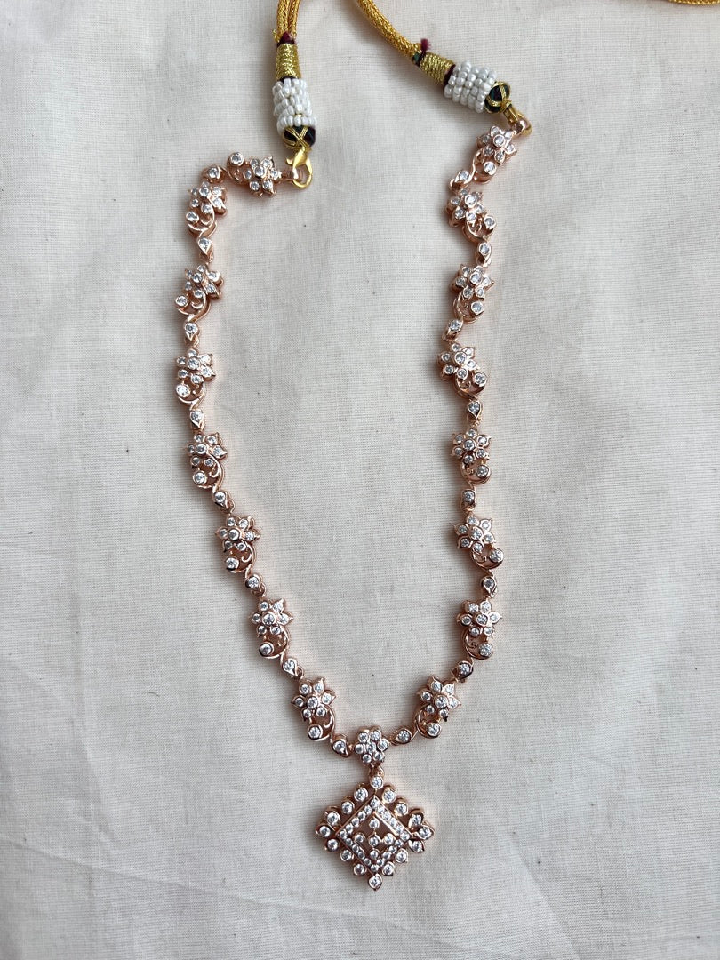 Rose gold polish zircon necklace