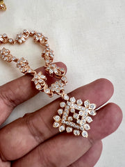 Rose gold polish zircon necklace