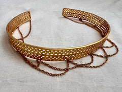 Gold polish adjustable choker with gold chain hangings