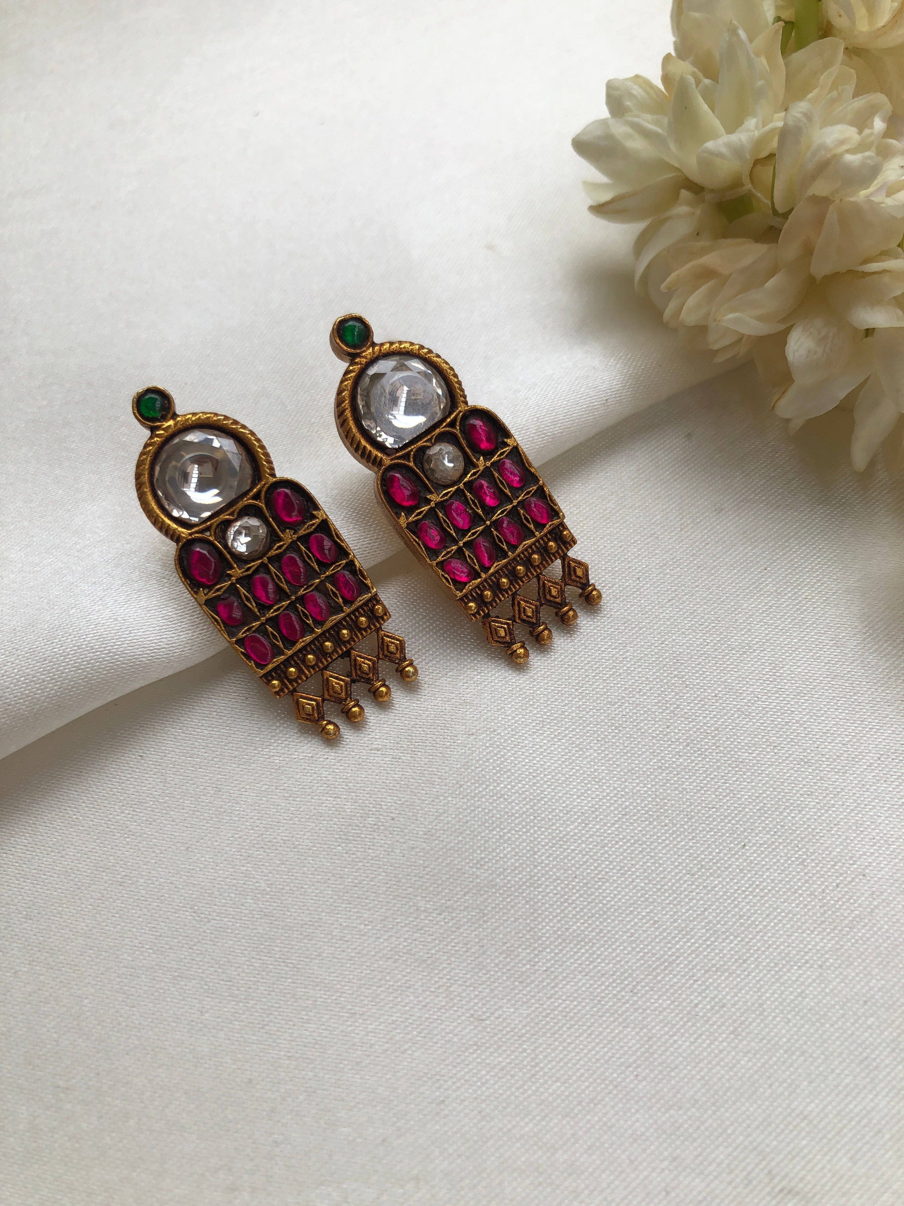 Kundan antique style earrings-Earrings-PL-House of Taamara