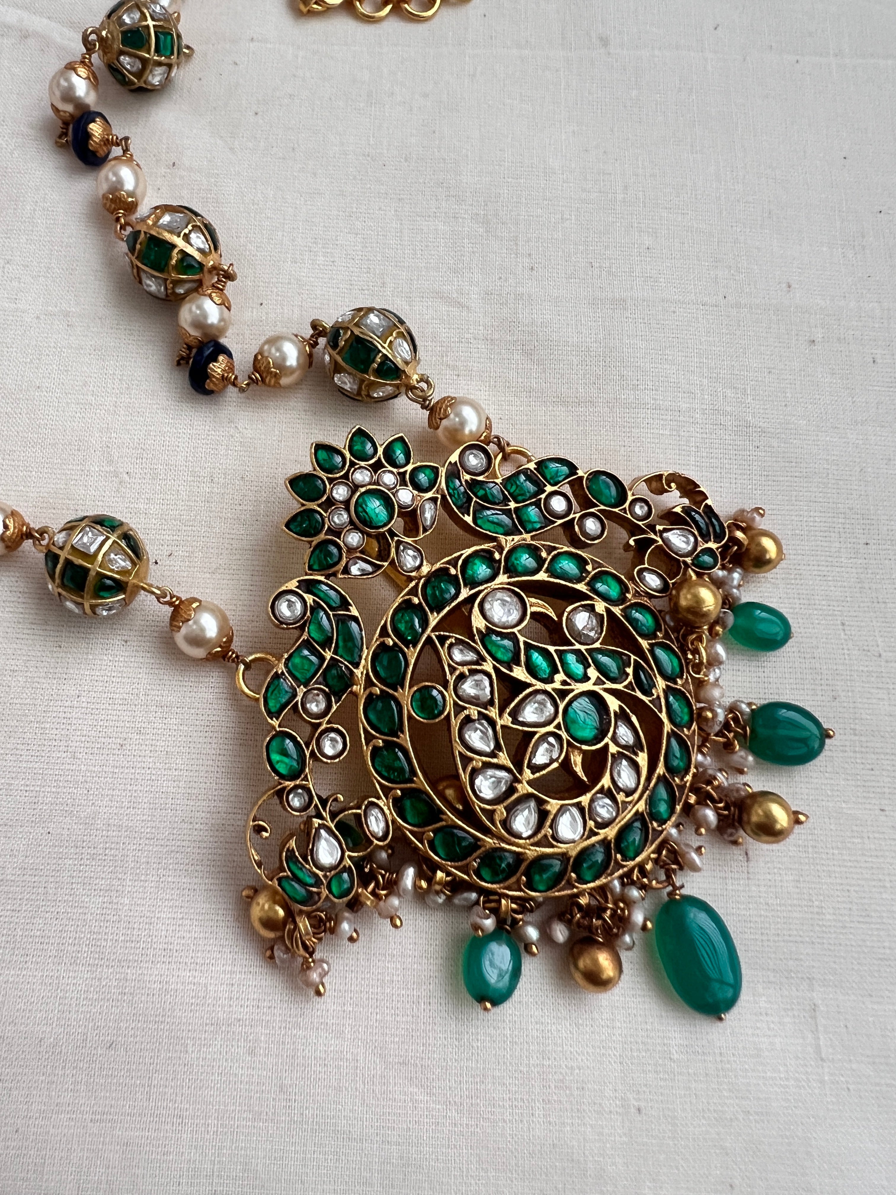 Kundan & emerald pendant with pearls and green onyx beads chain-Silver Neckpiece-CI-House of Taamara