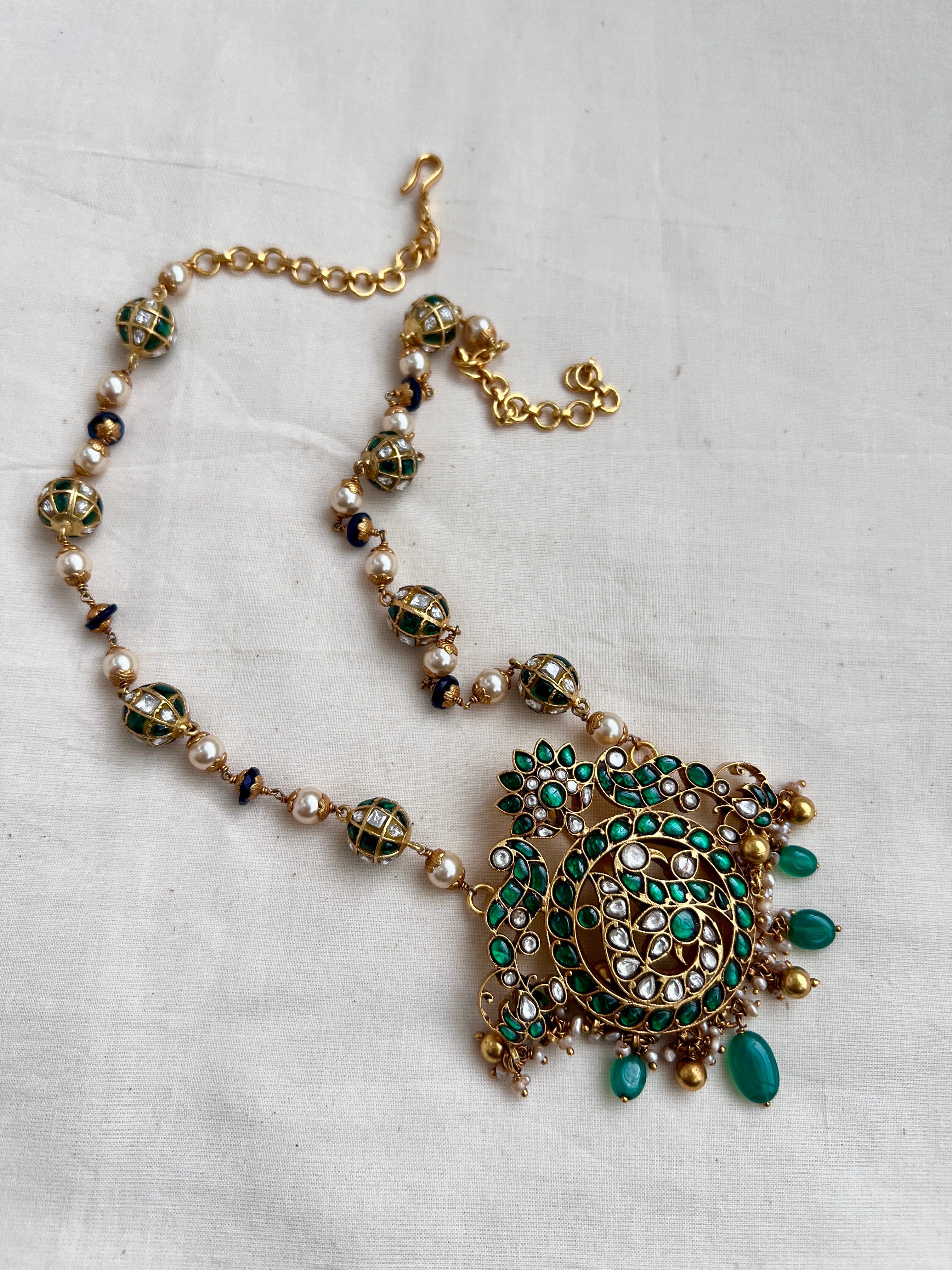 Kundan & emerald pendant with pearls and green onyx beads chain-Silver Neckpiece-CI-House of Taamara