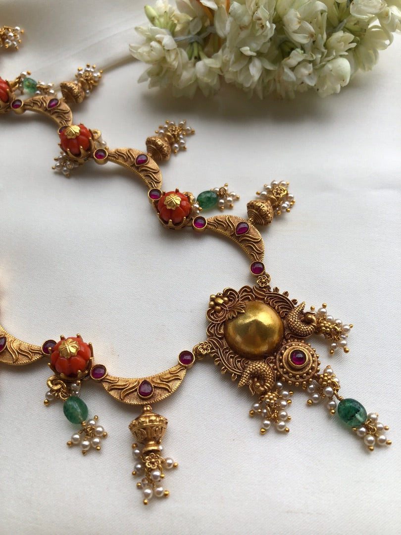 Antique polish necklace with coral and pearls bunch