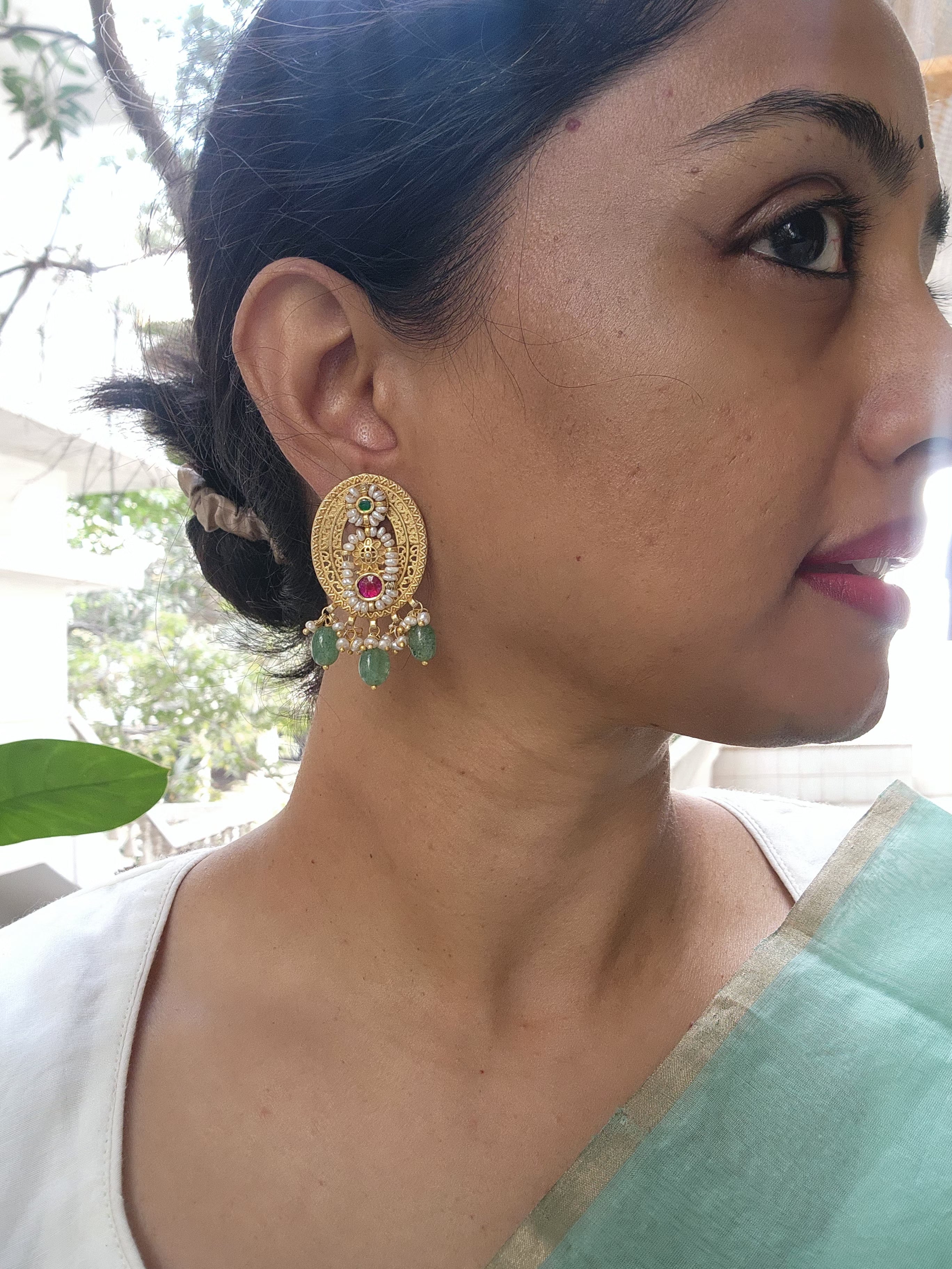 Oval kundan earrings with green beads hangings-Earrings-PL-House of Taamara