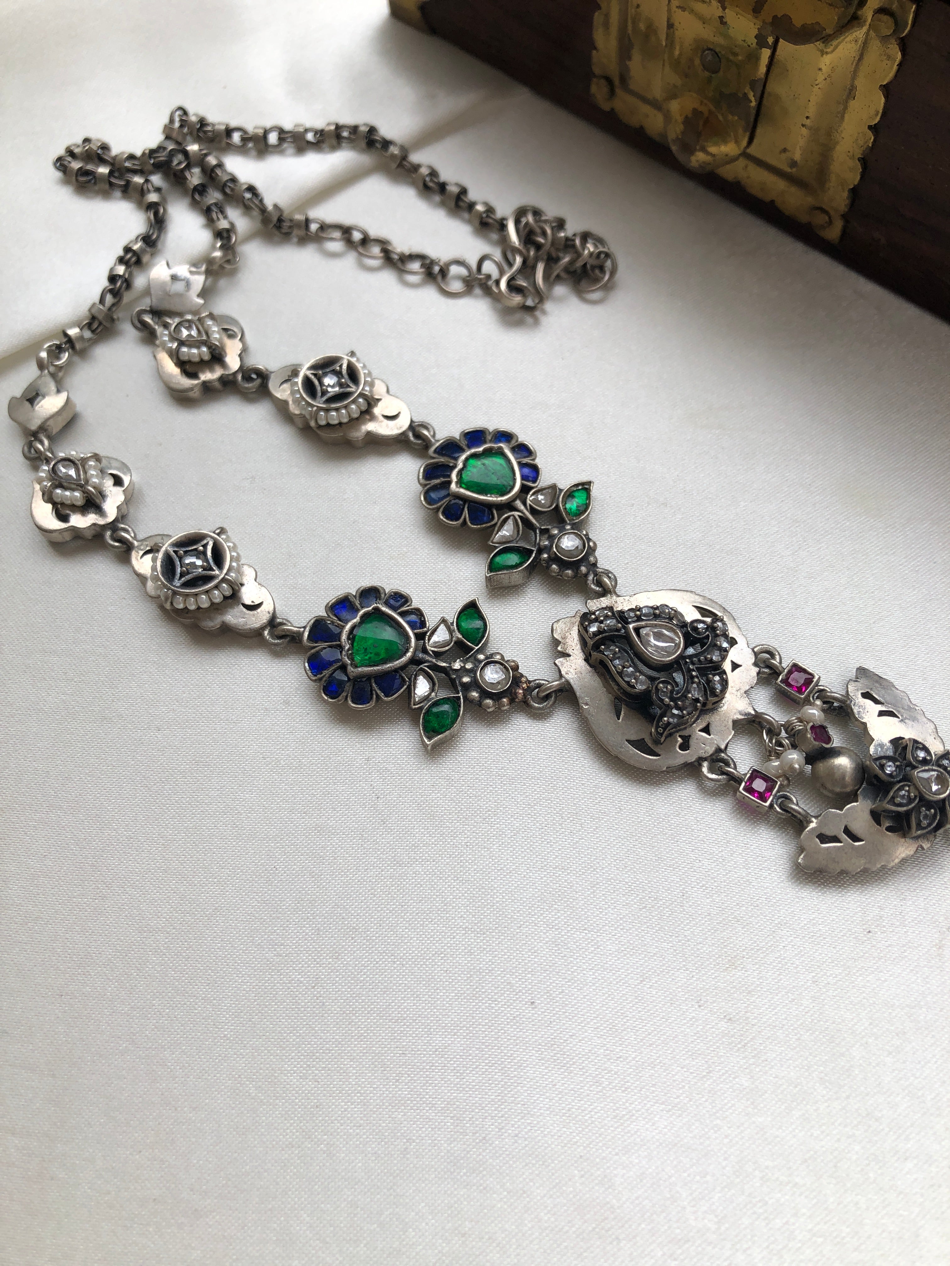 Oxidised kundan green and blue pendant with silver chain-Silver Neckpiece-PL-House of Taamara