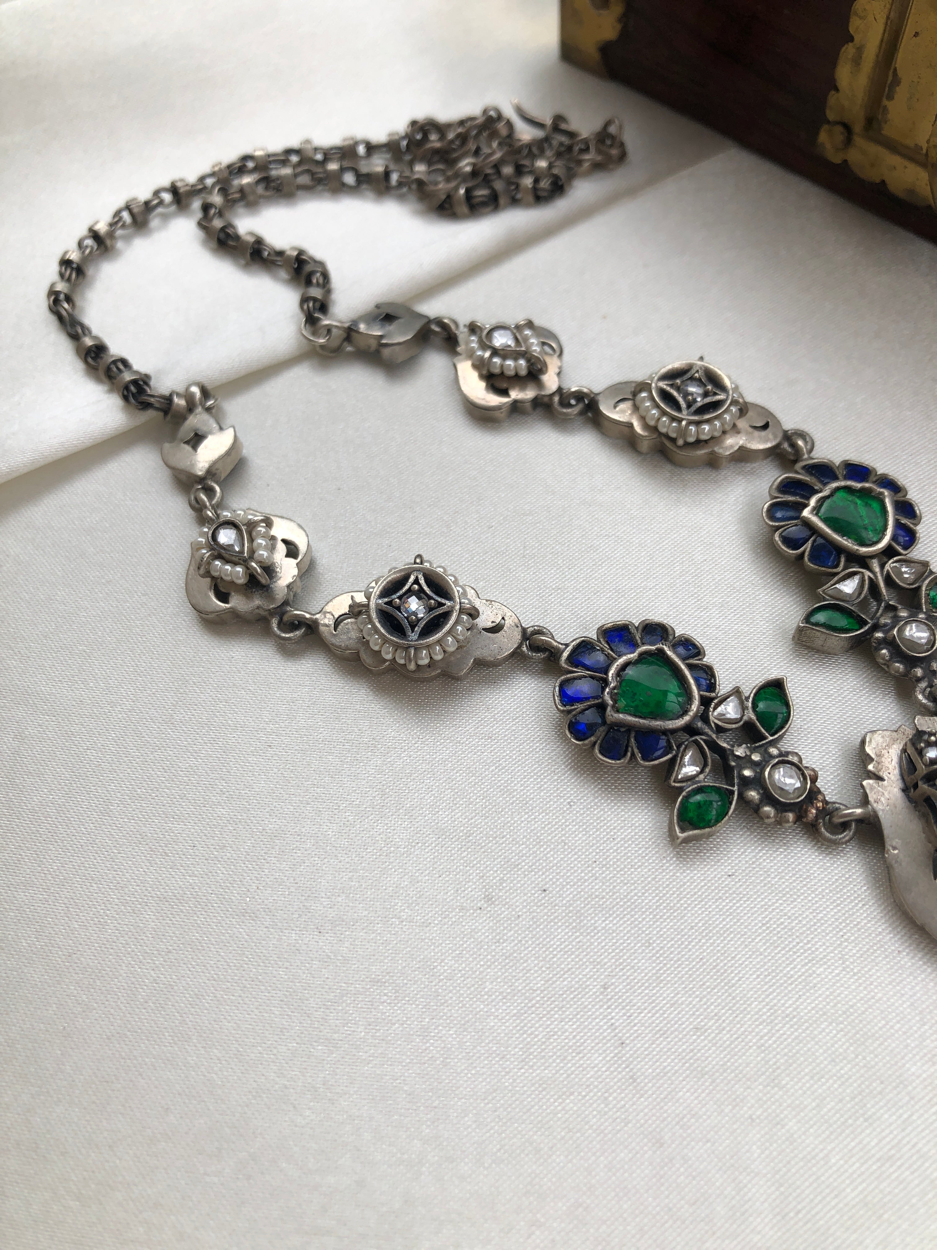 Oxidised kundan green and blue pendant with silver chain-Silver Neckpiece-PL-House of Taamara