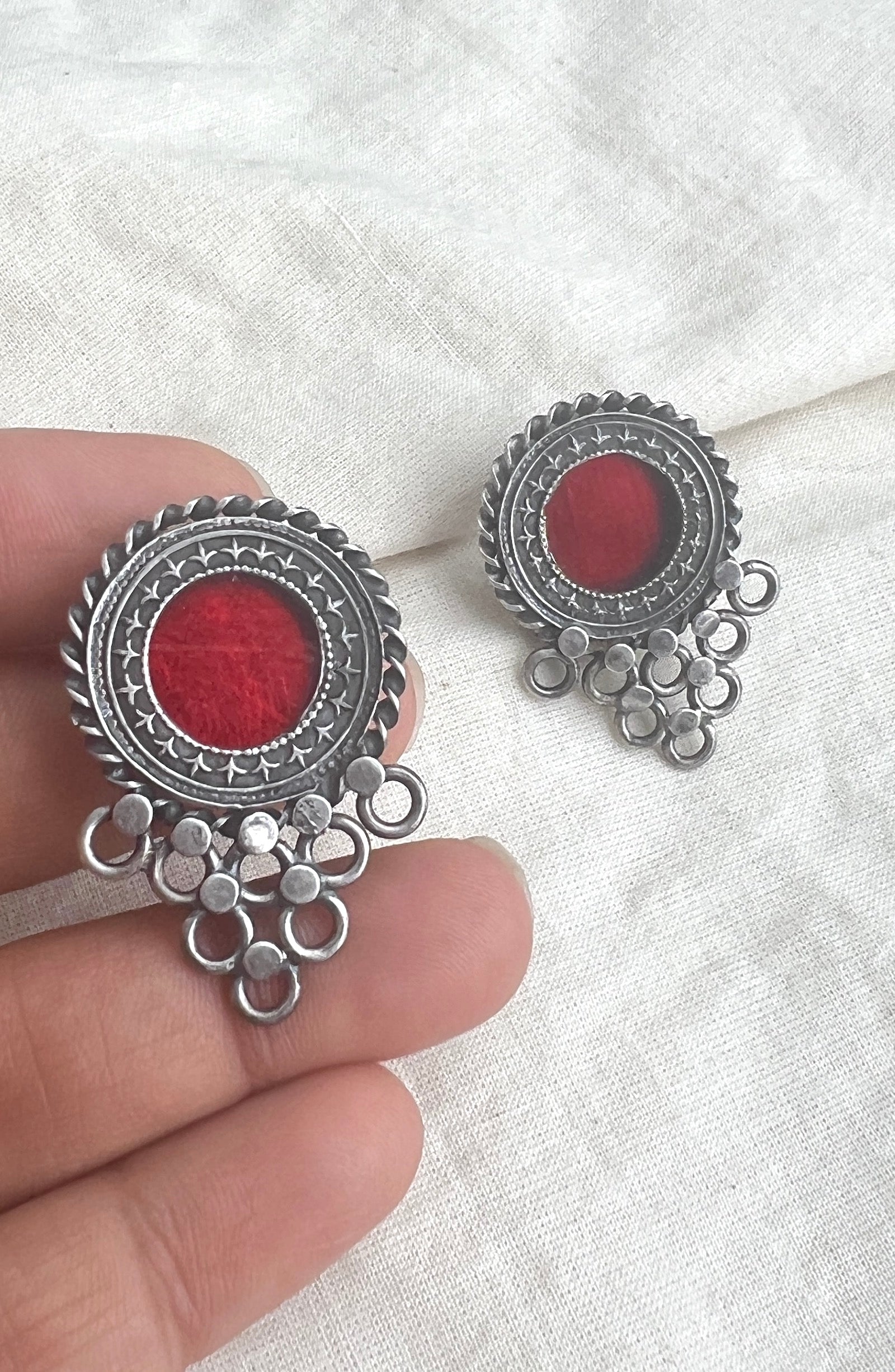 Red circle with links stud-Silver earrings-EZ-House of Taamara