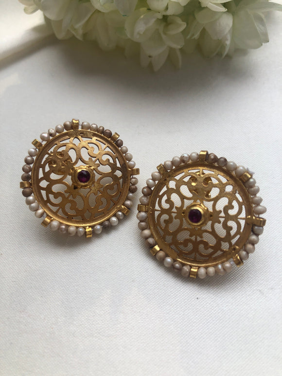Round studd with pearls all around earrings-Earrings-PL-House of Taamara
