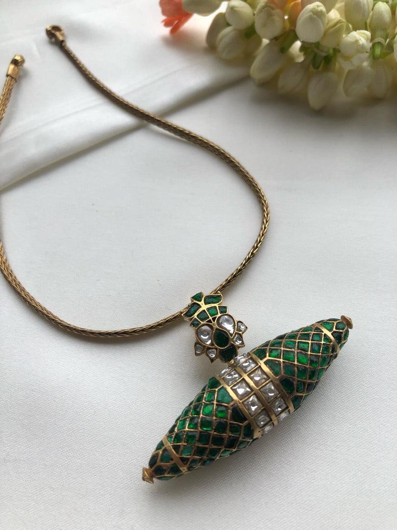 Tai tai green pendant with antique polish chain-Silver Neckpiece-PL-House of Taamara