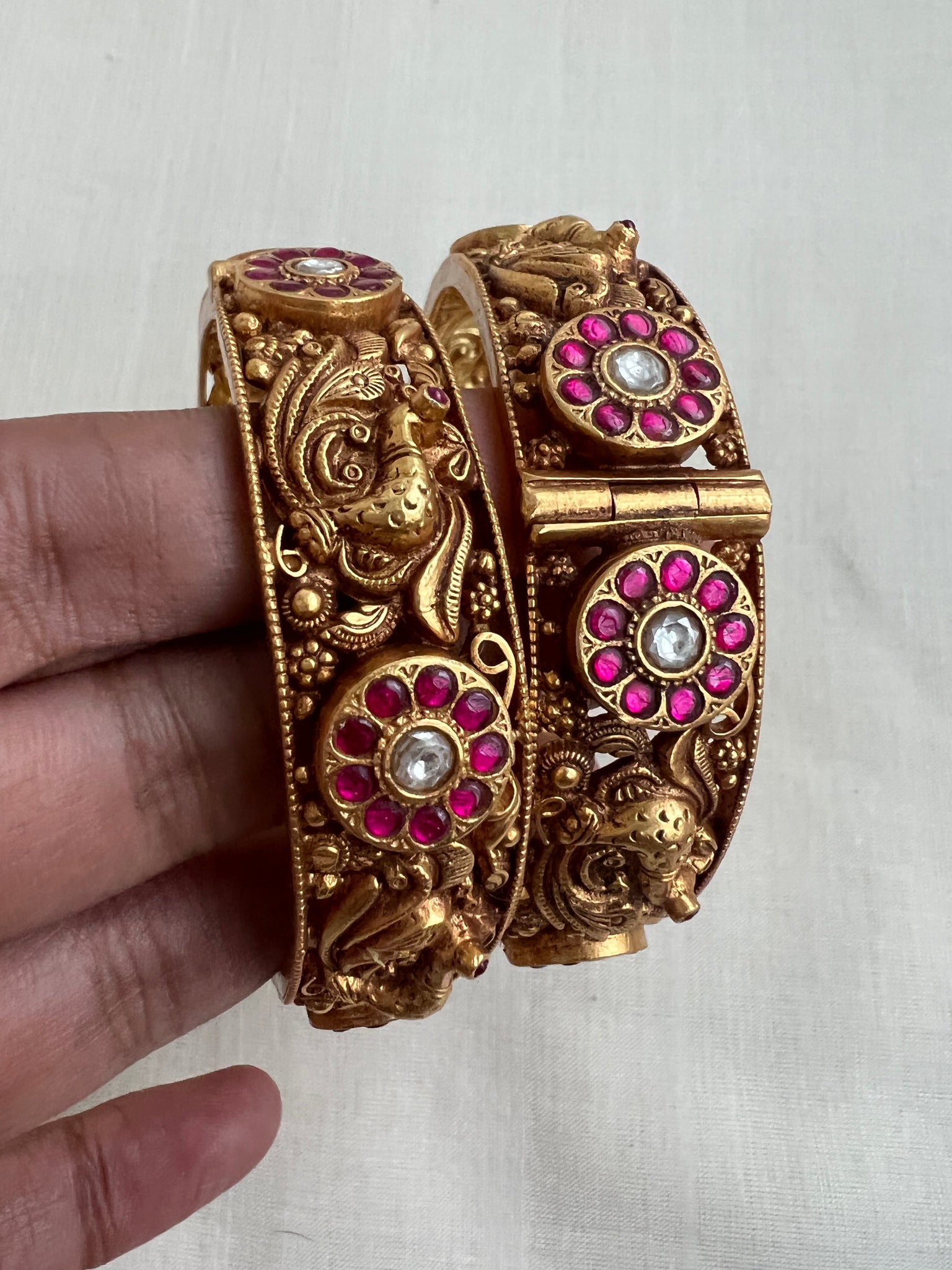 Buy Kundan Openable Bangles With Gold Plating 301562 | Kanhai Jewels